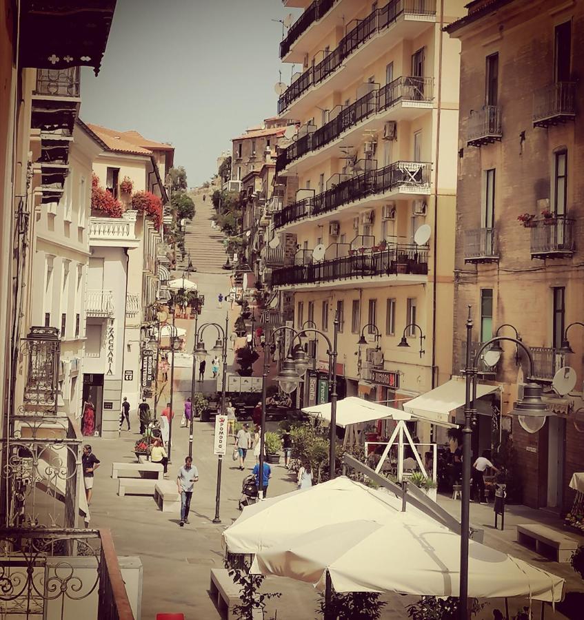 I Baronetti In Centro Bed & Breakfast Agropoli Bagian luar foto